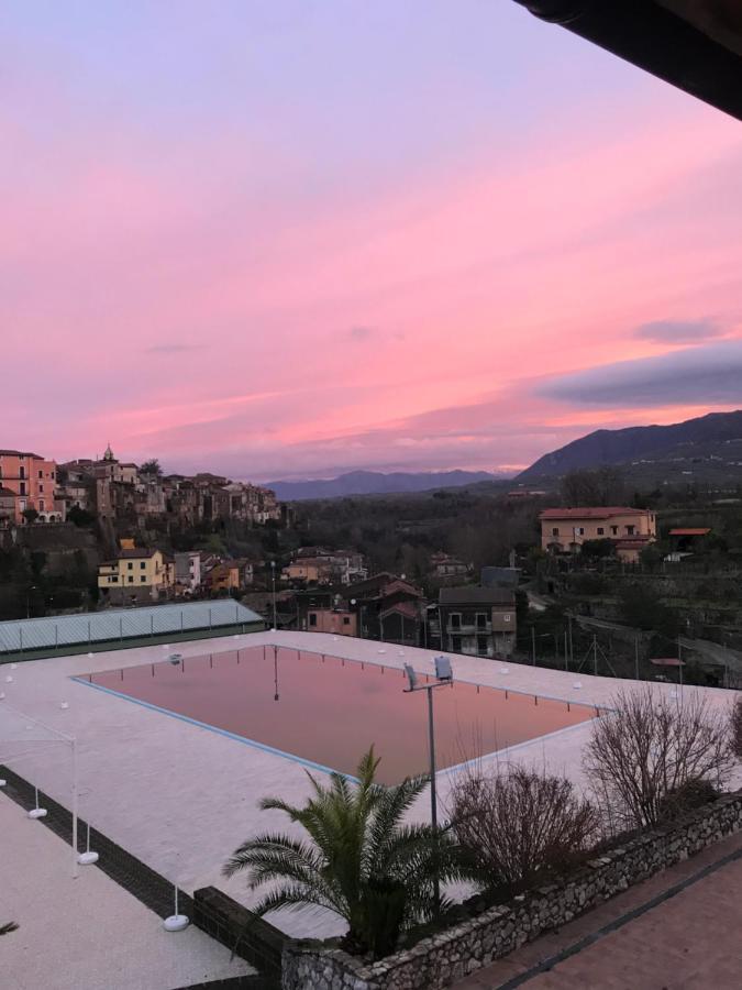 Le Rocce Bed & Breakfast Sant'Agata de' Goti Exterior photo