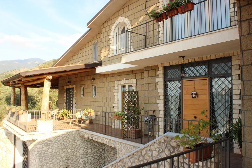 Le Rocce Bed & Breakfast Sant'Agata de' Goti Exterior photo