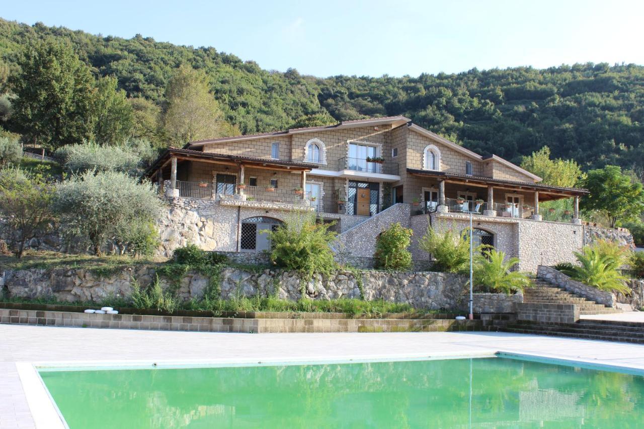 Le Rocce Bed & Breakfast Sant'Agata de' Goti Exterior photo