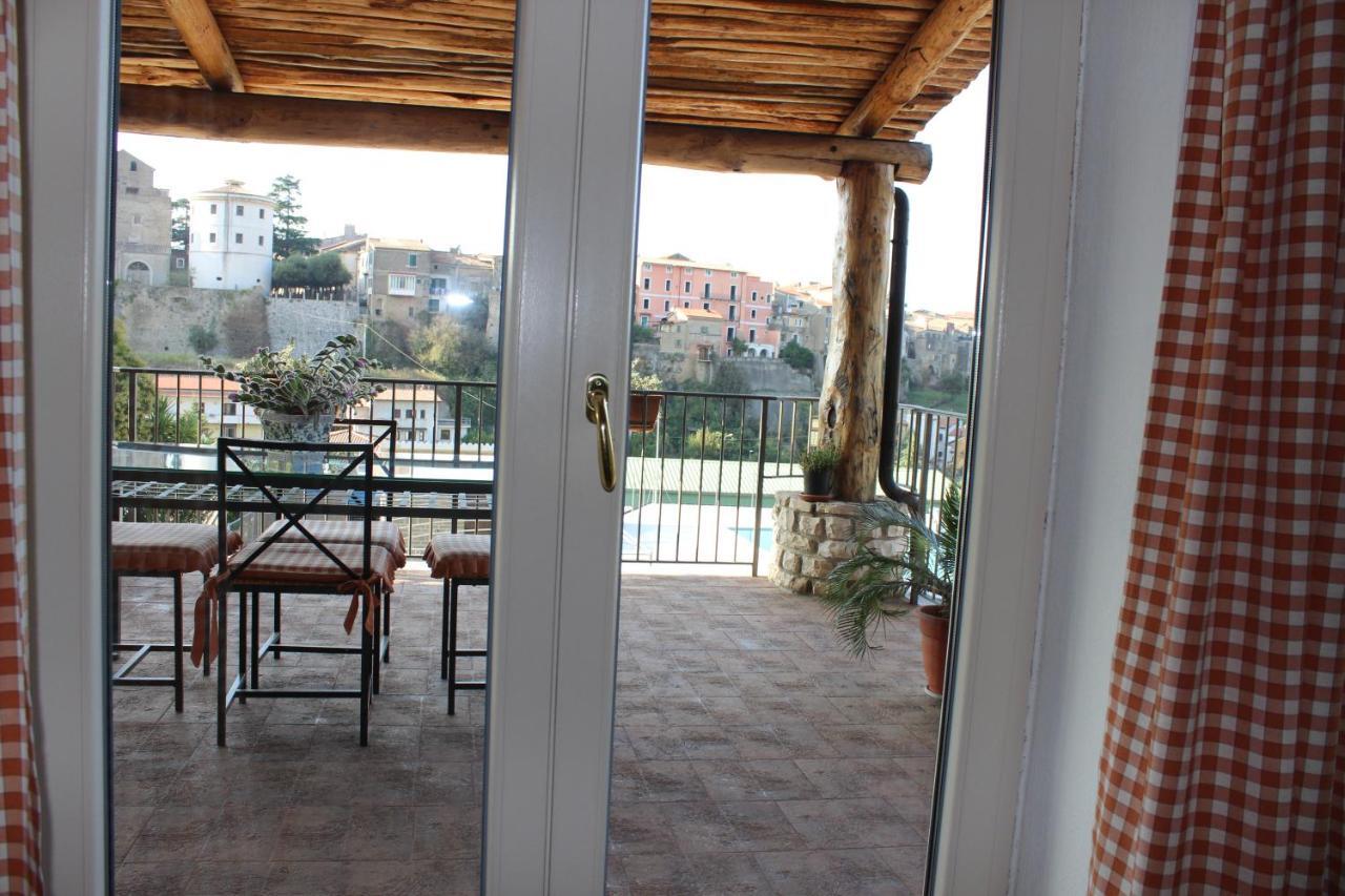 Le Rocce Bed & Breakfast Sant'Agata de' Goti Exterior photo