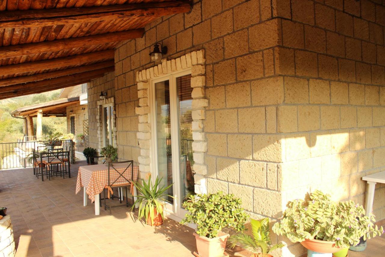 Le Rocce Bed & Breakfast Sant'Agata de' Goti Exterior photo